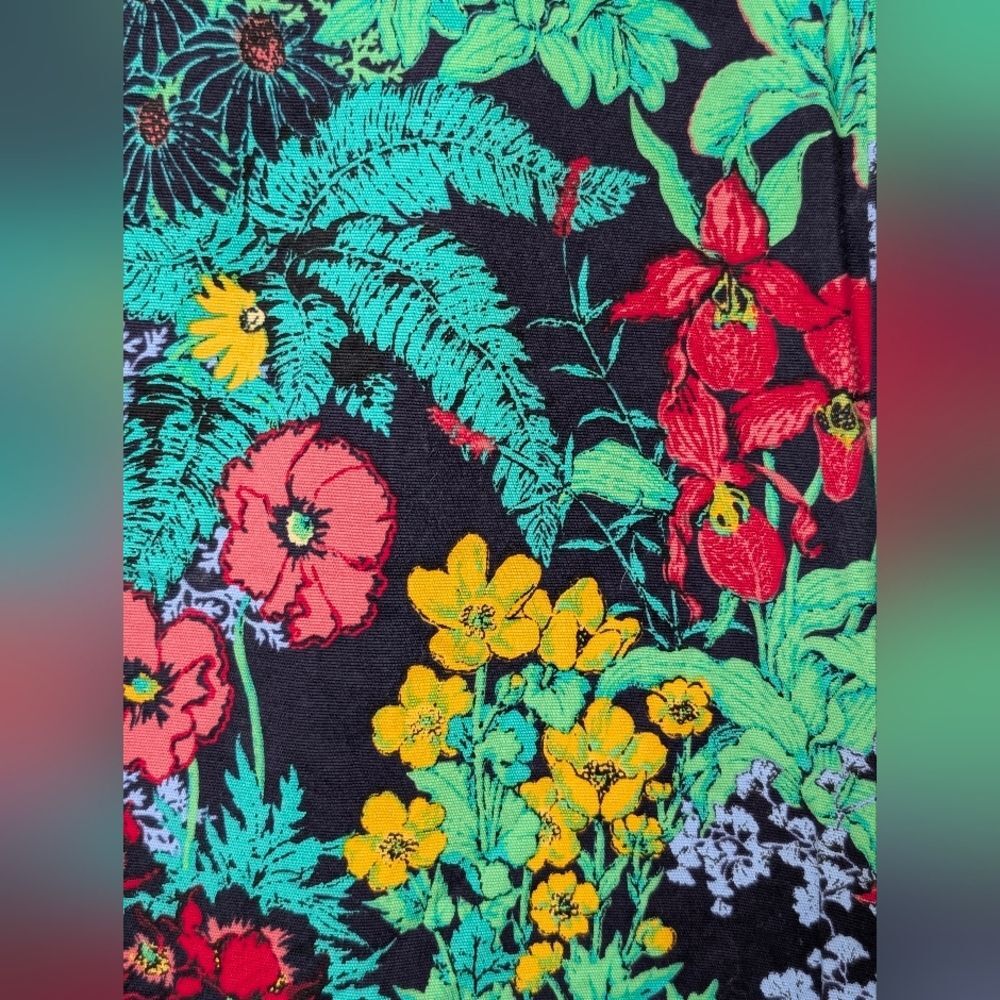 Talbots Floral Pencil Skirt Size 10 Botanical Spring Workwear Spring Garden Girl - Picture 5 of 6